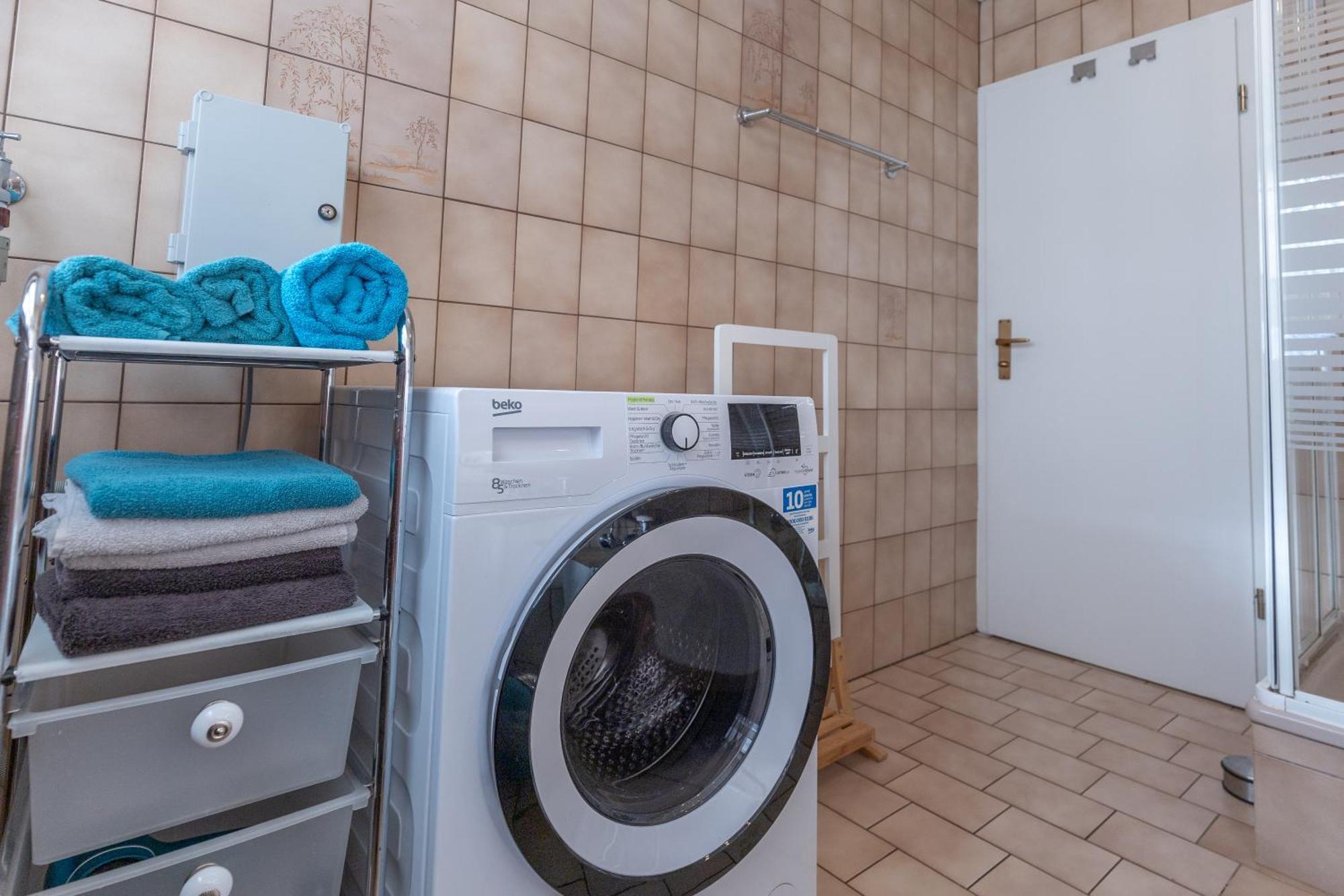 Elw, Sep. Eingang, Ueberdachte Terrasse, Naehe Backnang Apartment Althutte Екстериор снимка