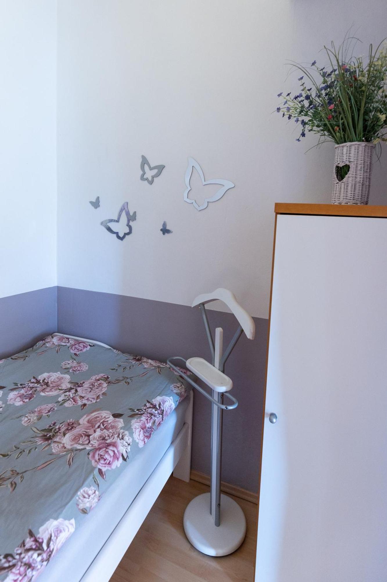 Elw, Sep. Eingang, Ueberdachte Terrasse, Naehe Backnang Apartment Althutte Екстериор снимка